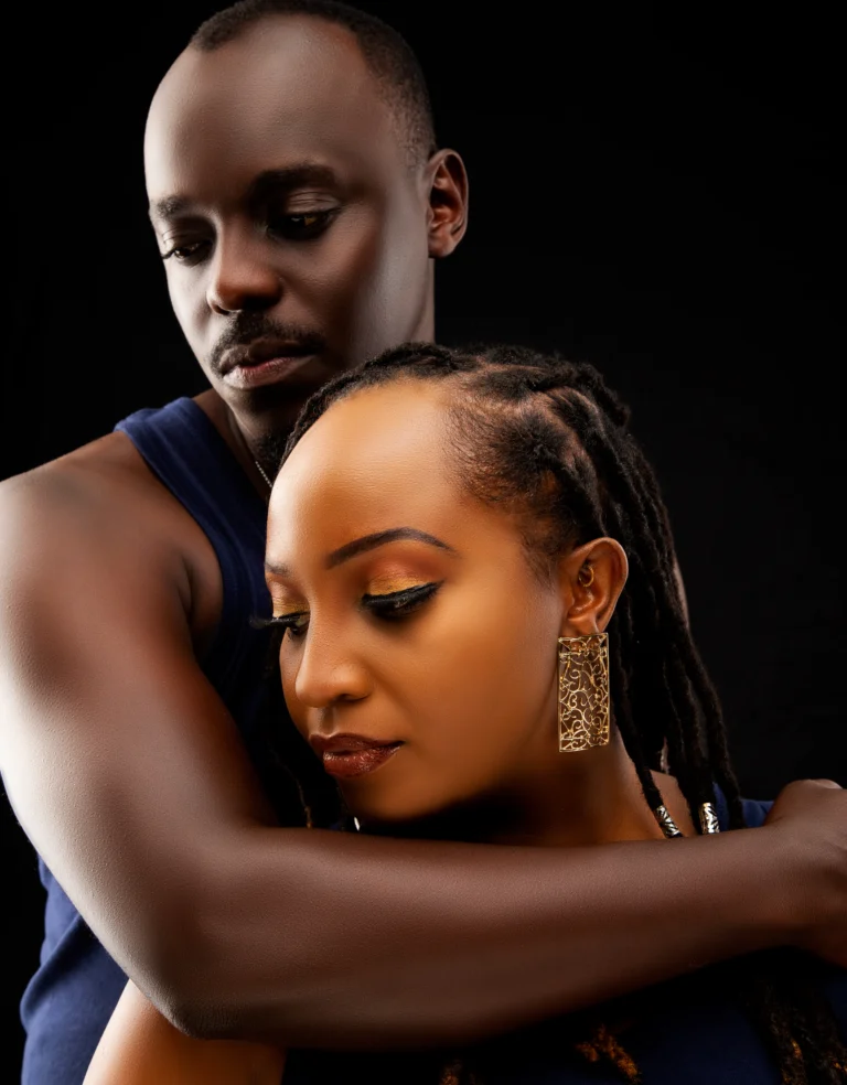 couple-closeup-gold-earring-linc-and-veve