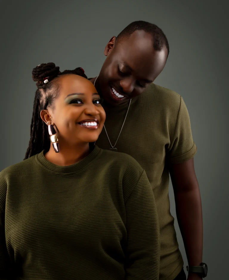 couple-olive-outfits-smiling-linc-and-veve