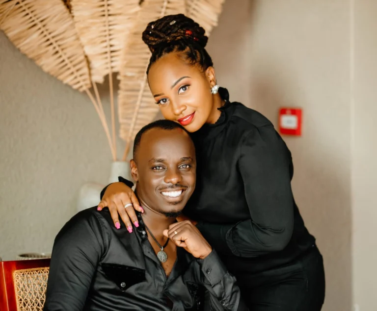 couple-portrait-rattan-backdrop-3-linc-and-veve