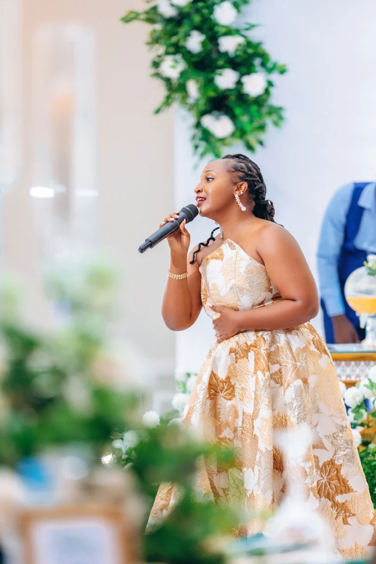 veve-solo-singing-event-linc-and-veve